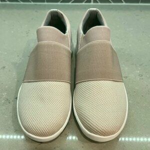 Clark's "Kayleigh Band" Ultimate Comfort Pink Slip-On Sneakers-SIZE 7-NWOT
